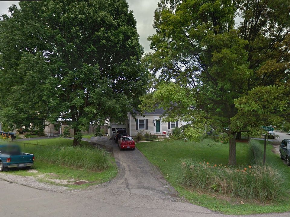 1st image of 986 Sells Ave