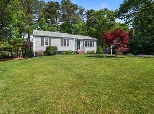 2 Chatham Rd, Plymouth, MA 02360