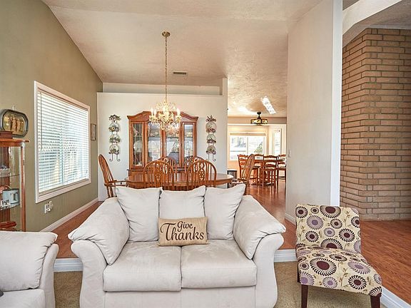3rd image of 15761 Nassau Dr