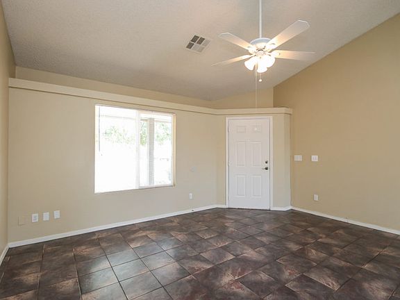 4th image of 8108 W Columbine Dr