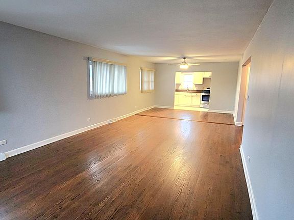 5th image of 1008 N Milwaukee Ave Suite 1