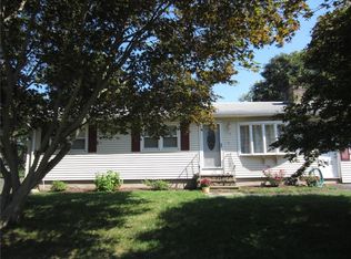 64 Jennie Ln, Warwick, RI 02889