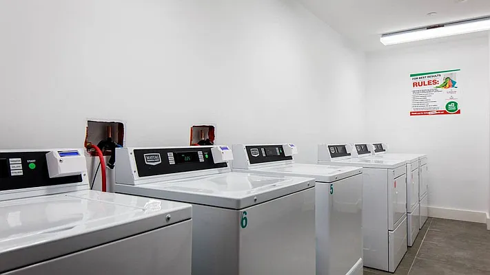 Rented by Nooklyn NYC LLC | media 99