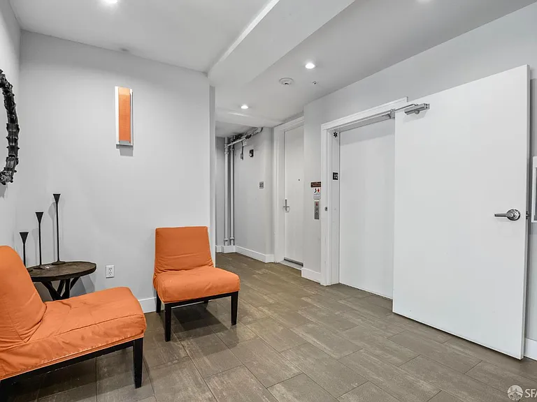 901 Bush St #405 — Photo 22