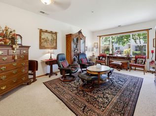 965 Golden Aspen Pl, Ashland, OR 97520