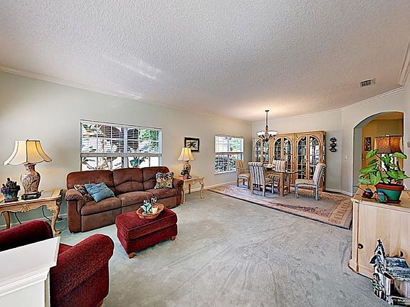 4th image of 641 Lake Stone Cir