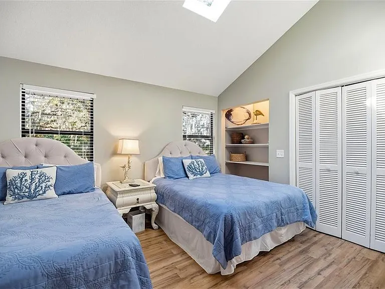 1000 Sea Island Rd #10 — Photo 22