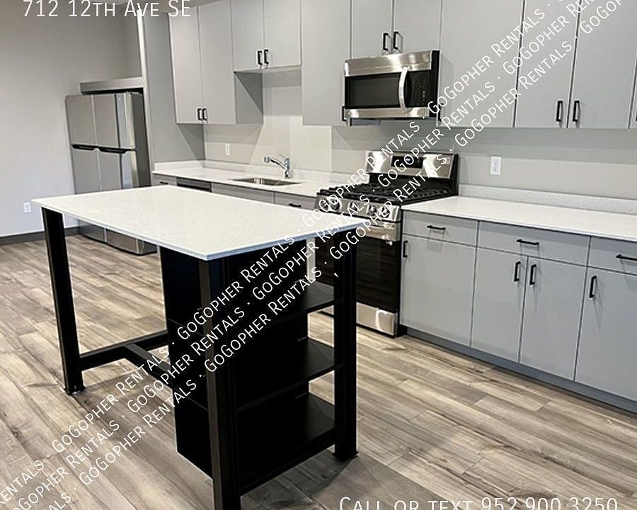 1st image of 712 12th Ave SE