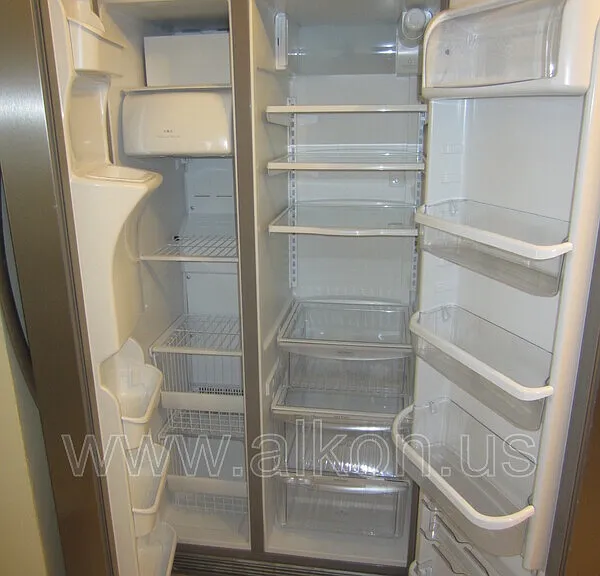 2411 Webster Ave — Photo 10