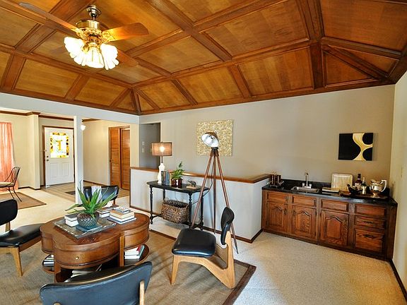 5th image of 2368 Eagles Glen Ct