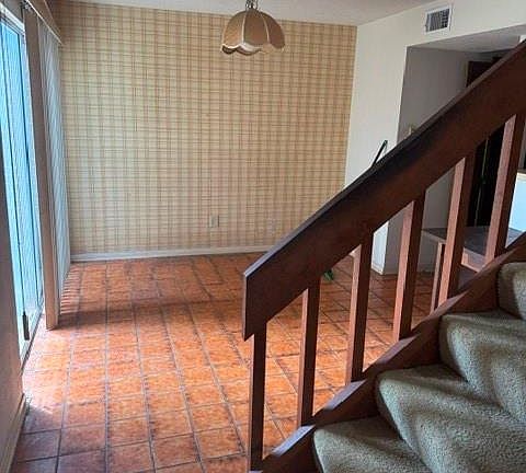 5th image of 7910 Chancel Dr
