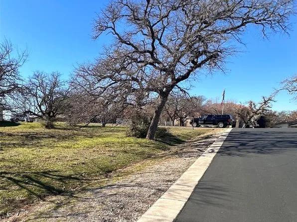 5001 Powder Horn Dr, Horseshoe Bay, TX 78657