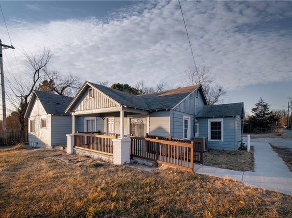 Downtown Fayetteville Fayetteville Real Estate 33 Homes For Sale Zillow