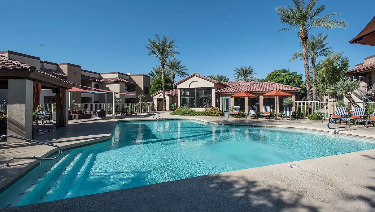 Scottsdale Highlands Apartments — Photo 3