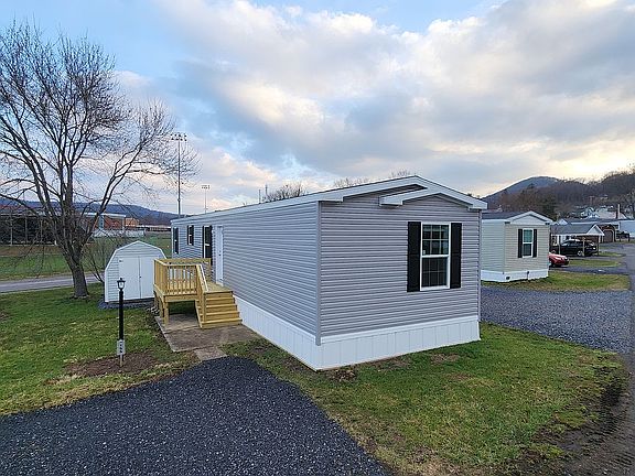 3rd image of 155 Shoups Branch Rd