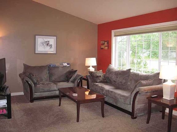 2nd image of 1244 Lynn Ave