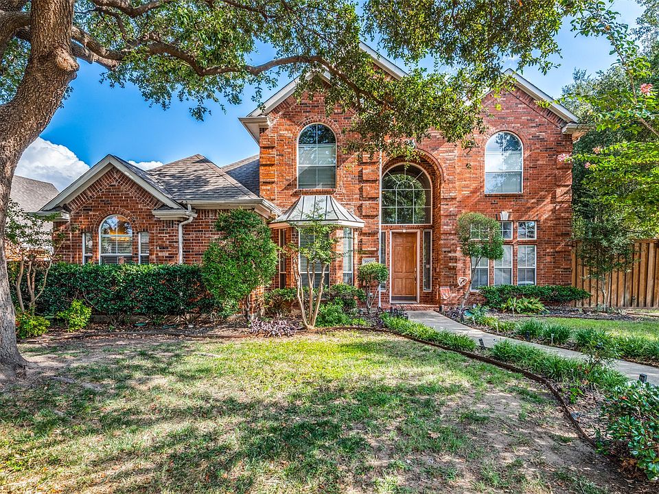 1st image of 5925 Sandhill Cir