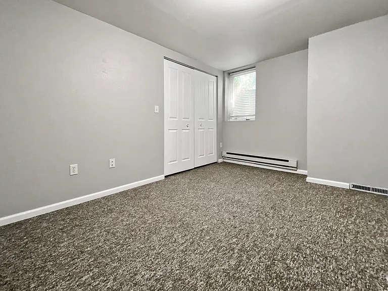 408 Hamline St — Photo 11