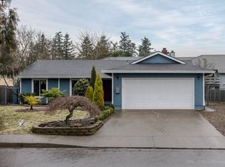 16685 SE Naegeli Dr, Portland, OR 97236