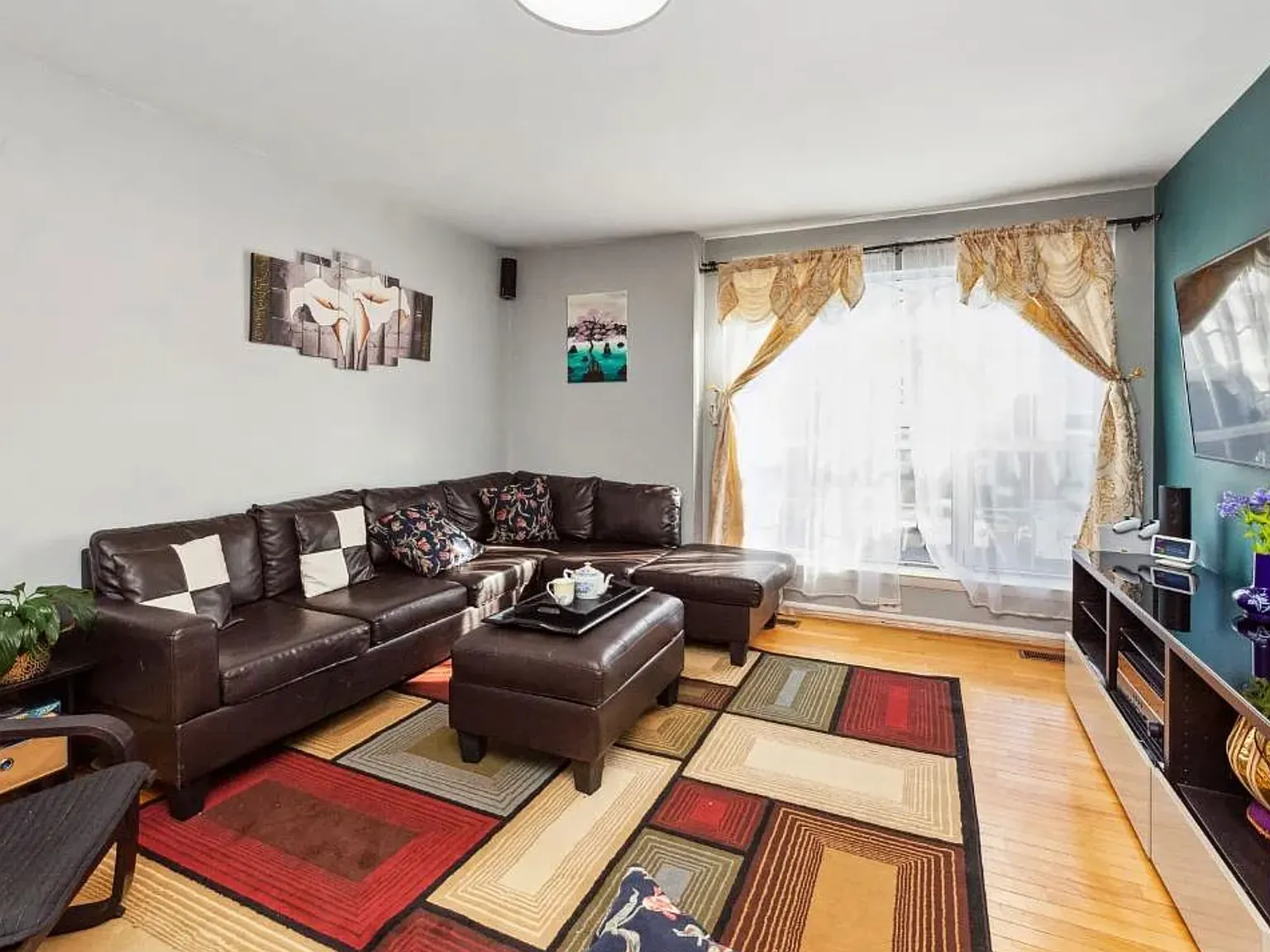 3 bed, 1844 sqft, $3,350 — Photo 3