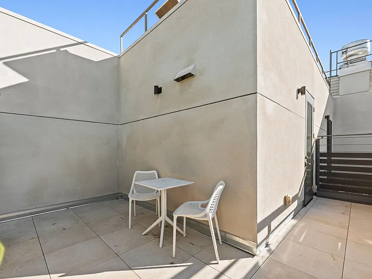 TALA Residences at Gillis House — Photo 53