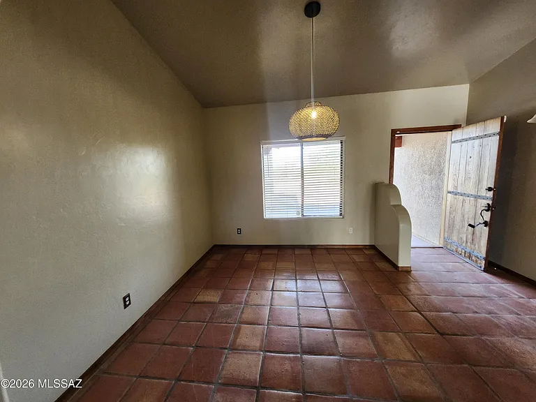 11065 E Snyder Rd — Photo 13