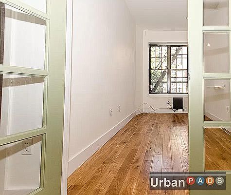1st image of 422 Melrose St #3B
