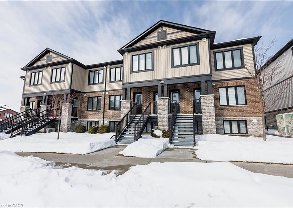 1st image of 160 Rochefort St #E5