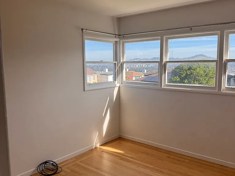 1188 S Mayfair Ave — Photo 18
