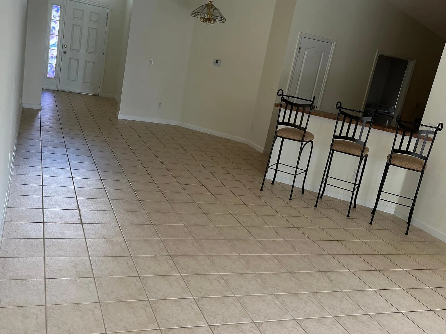 15309 Markham Dr — Photo 3