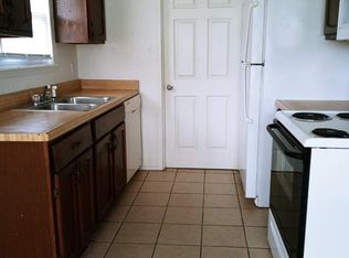 105 W 2nd St APT A, Owasso, OK 74055