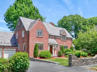 55 Marmion Rd, Melrose, MA 02176