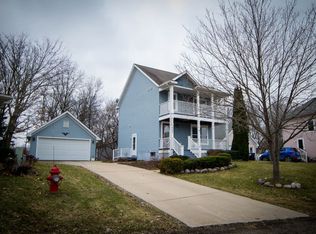 484 Waverly Cmns, Howell, MI 48843