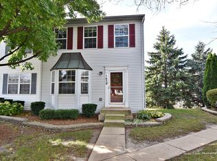 1650 Salem Ct, Geneva, IL 60134