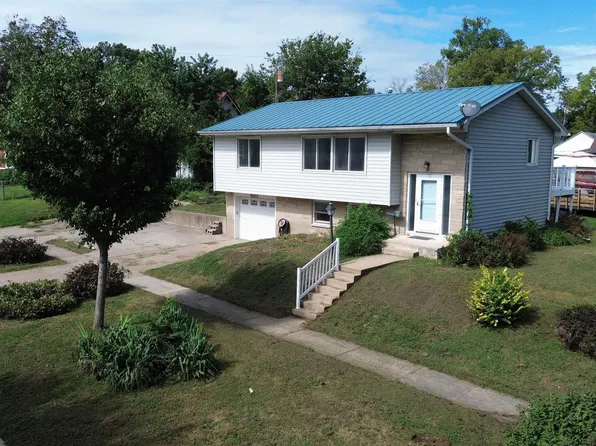 610 Walnut St, Burlington, IA 52601