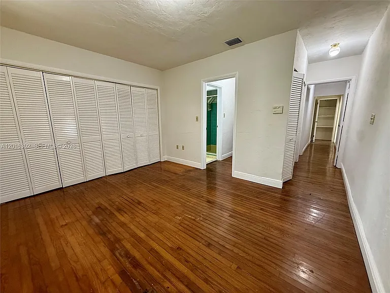 110 Antilla Ave — Photo 14