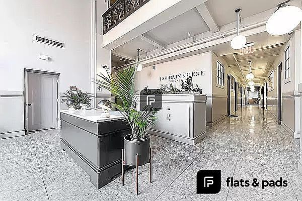 1st image of 186 Bainbridge St #2