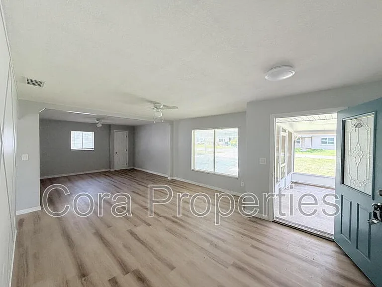 825 Avenue Y NW — Photo 7