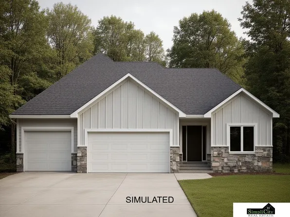 8801 Honeybee Ln, Lincoln, NE 68526