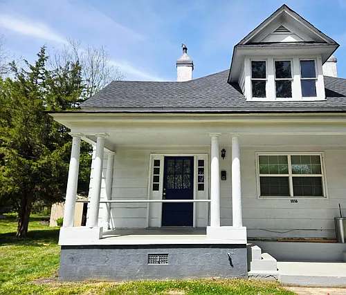 1016 Washington St #A Photo 1