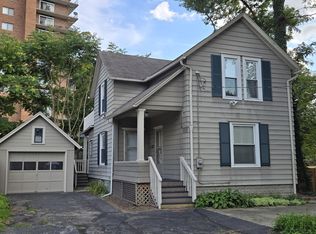976 Bailey Ave #201, Akron, OH 44302