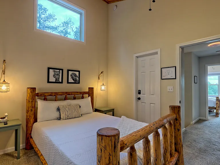 112 John English Dr — Photo 34