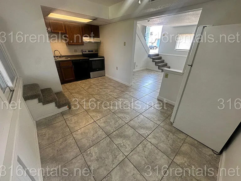 4606 W Maple St #308 — Photo 16