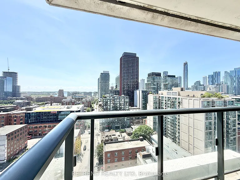 400 Adelaide St E #2204 — Photo 35