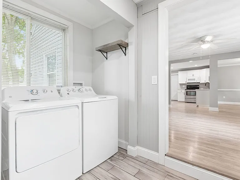 3406 Tidewater Dr — Photo 4