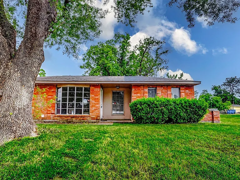 4969 E Ridge Creek Dr — Photo 1