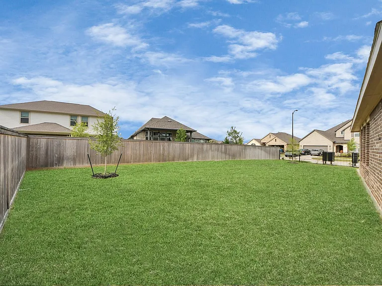 21927 Citrus Grove Ct — Photo 8