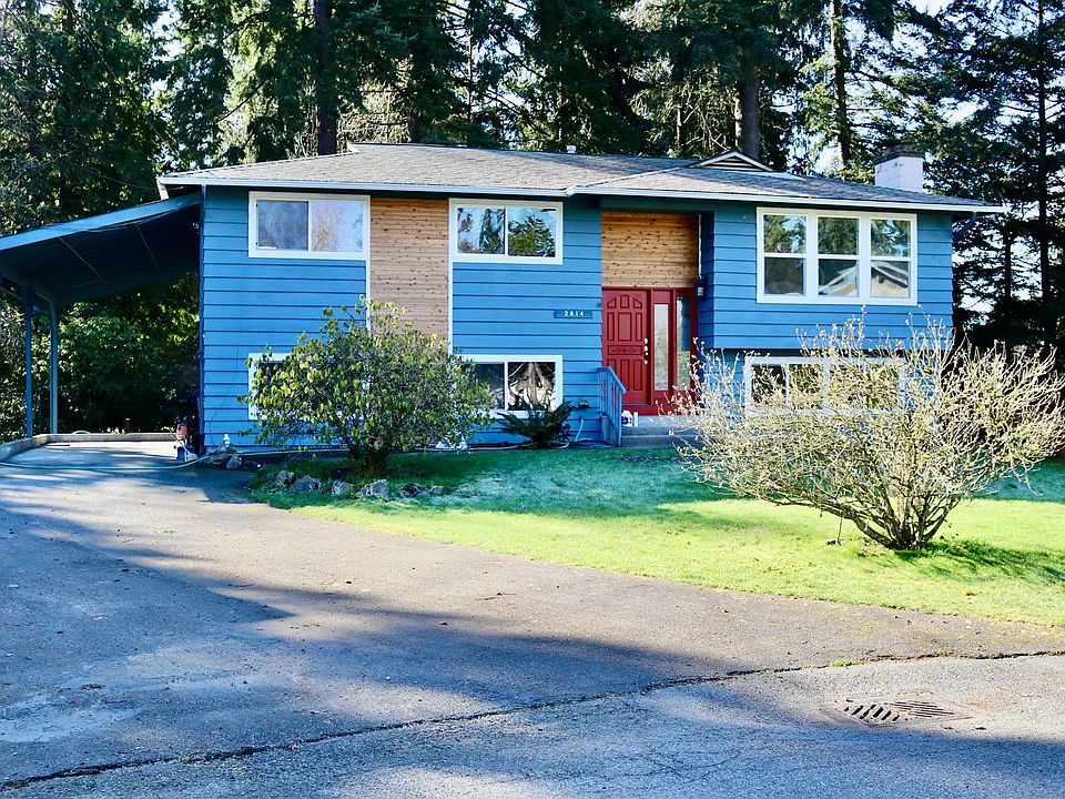 1st image of 2614 205th Pl SW