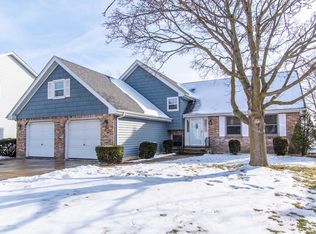2902 Vimy Ridge Dr, Joliet, IL 60435