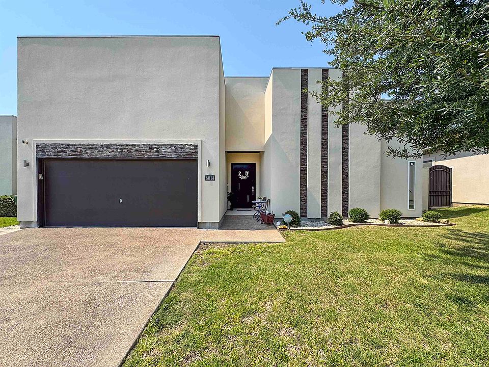 1st image of 6014 Vero Dr